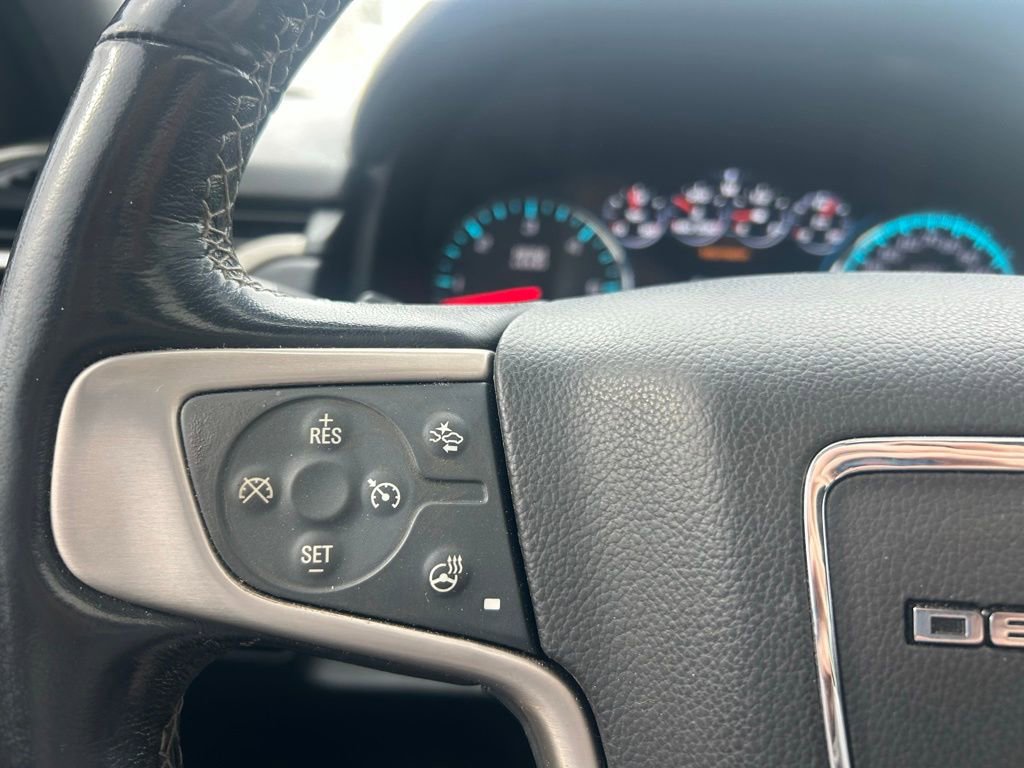 Used 2020 GMC Yukon Denali image 18