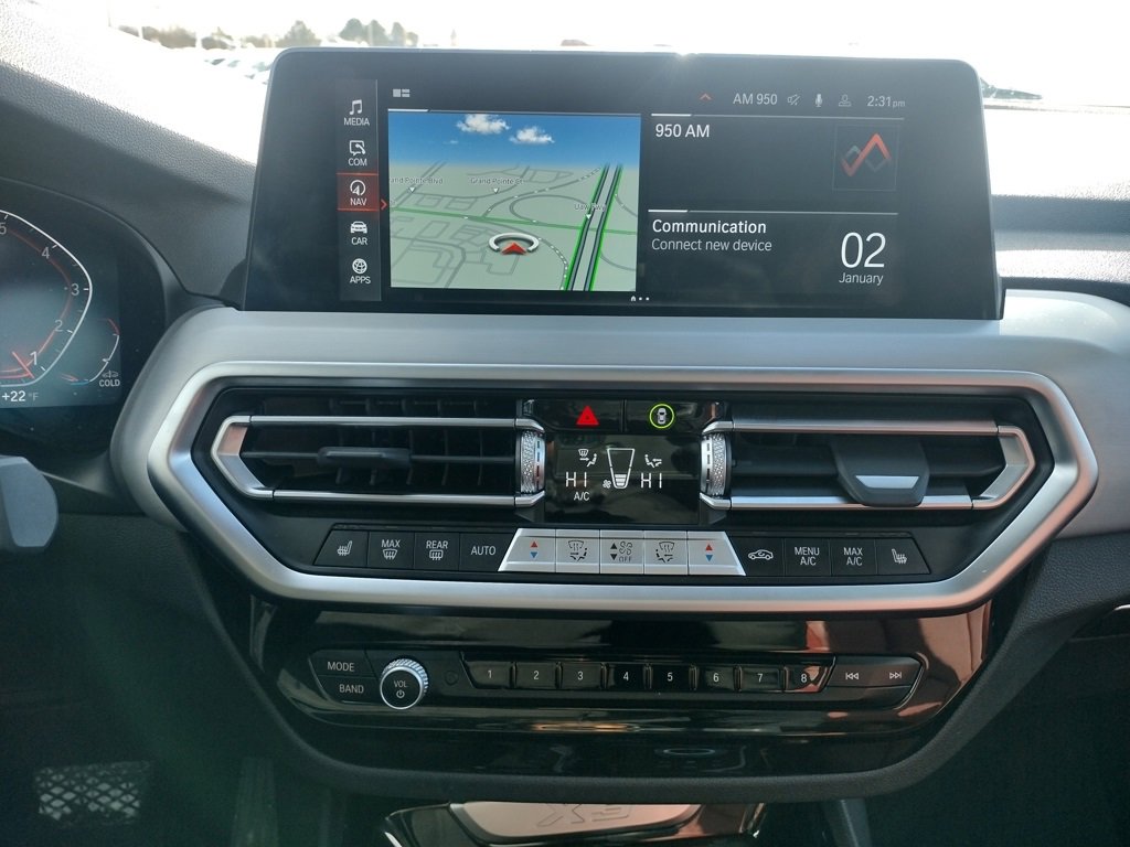 Used 2023 BMW X3 xDrive30i image 3