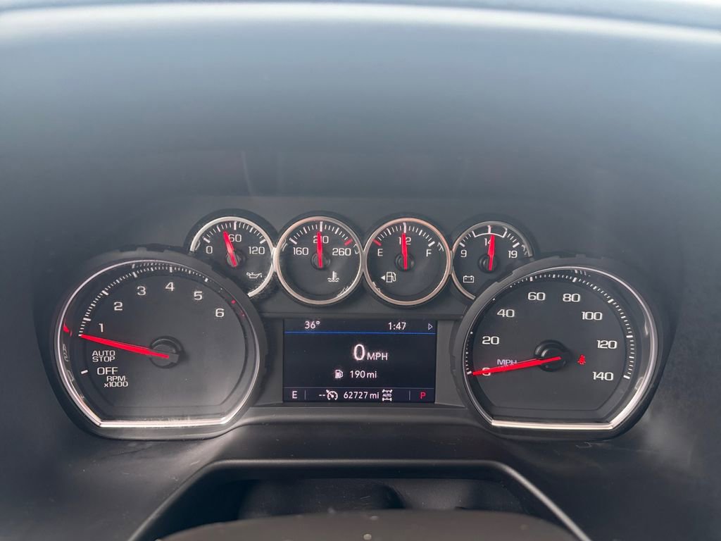 Used 2021 Chevrolet Suburban RST w/ Luxury Package image 19