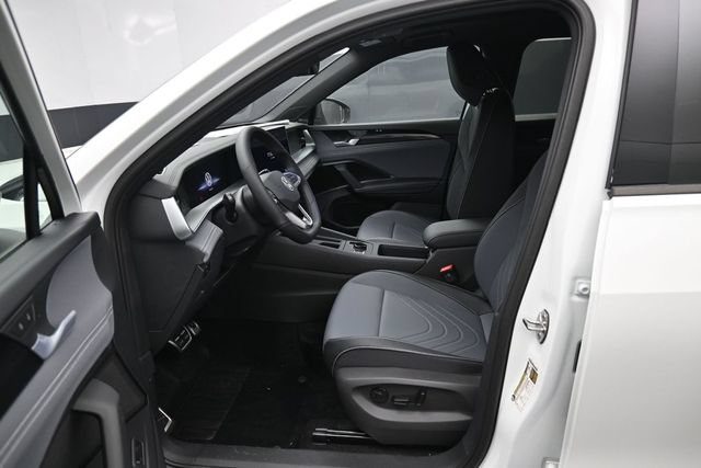 New 2026 Volkswagen Tiguan SE R-Line AWD/4WD image 9