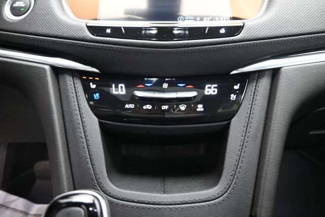 Used 2024 Cadillac XT5 Premium Luxury w/ LPO, Floor Liner Package AWD/4WD image 15