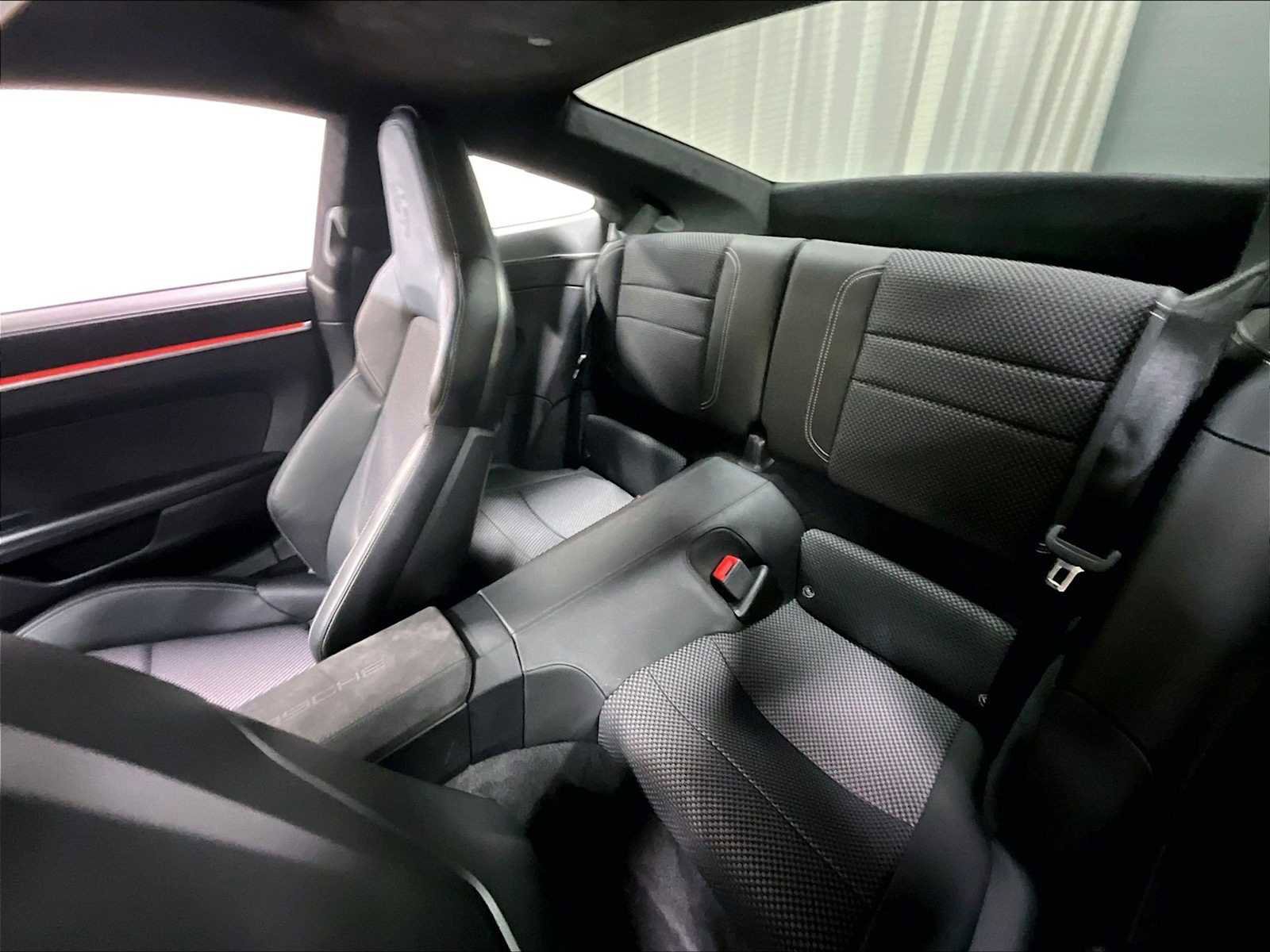 Used 2020 Porsche 911 Carrera S image 30