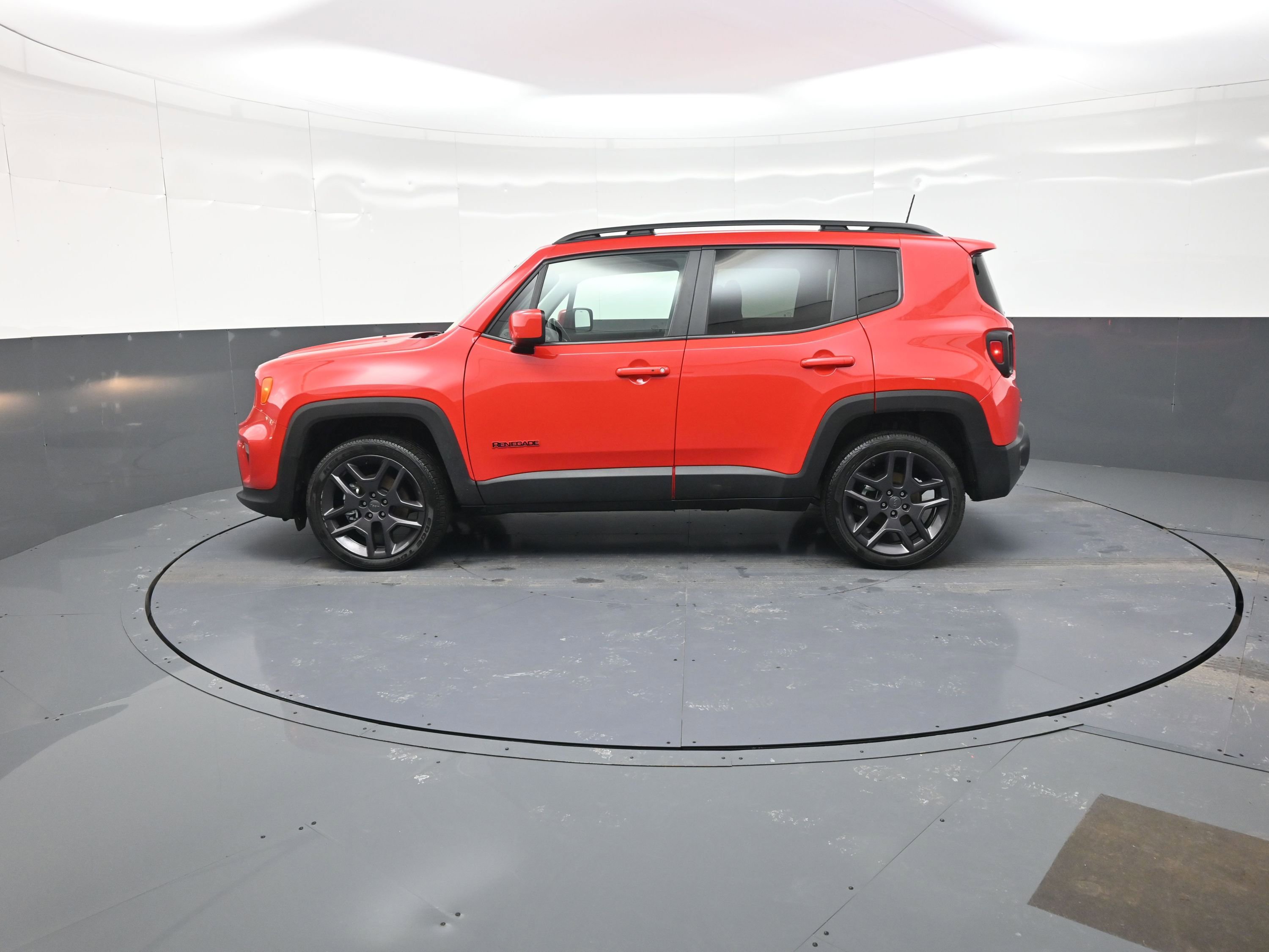 Used 2022 Jeep Renegade Latitude w/ Convenience Group image 6