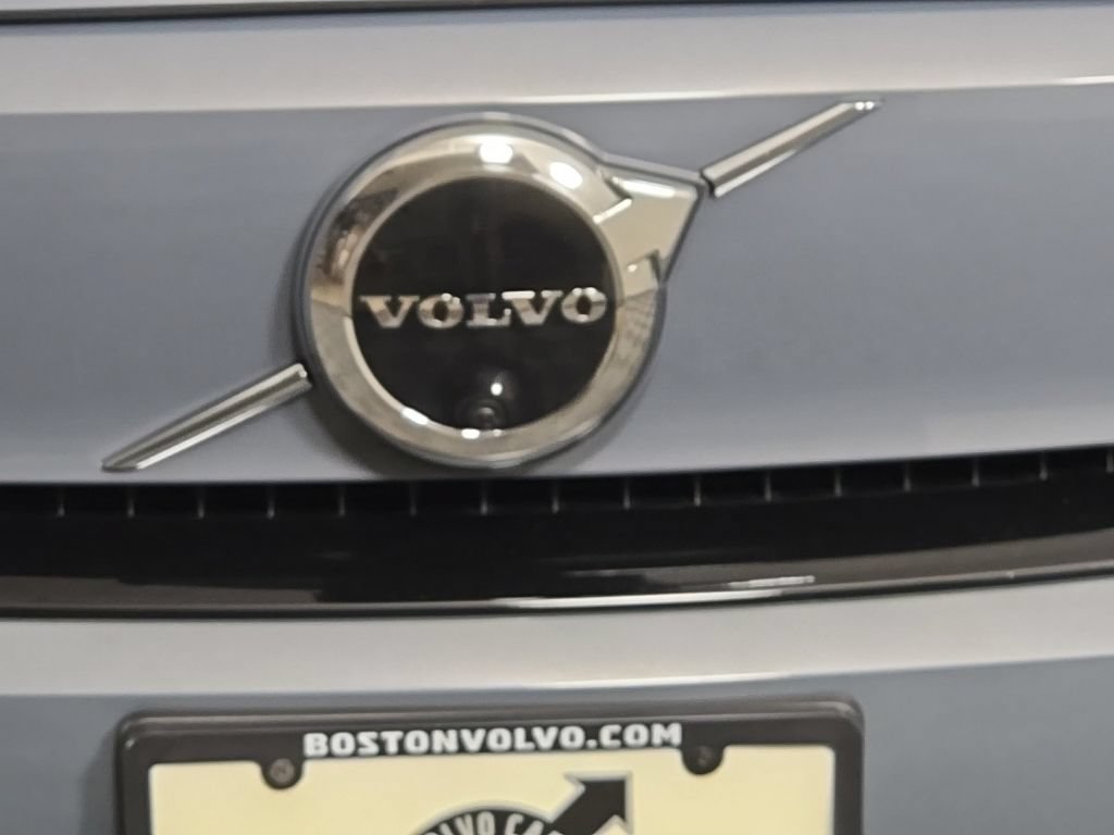 Certified 2023 Volvo C40 P8 Recharge Ultimate w/ Protection Package Premier AWD/4WD image 6