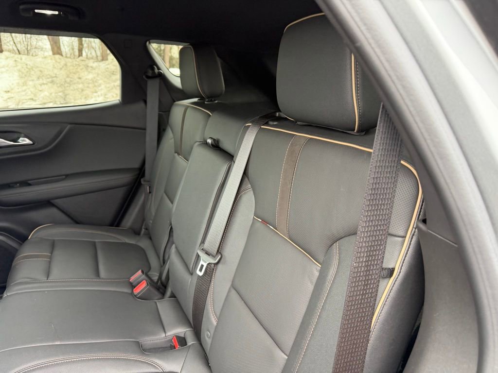 Used 2023 Chevrolet Blazer Premier w/ Driver Confidence II Package image 9