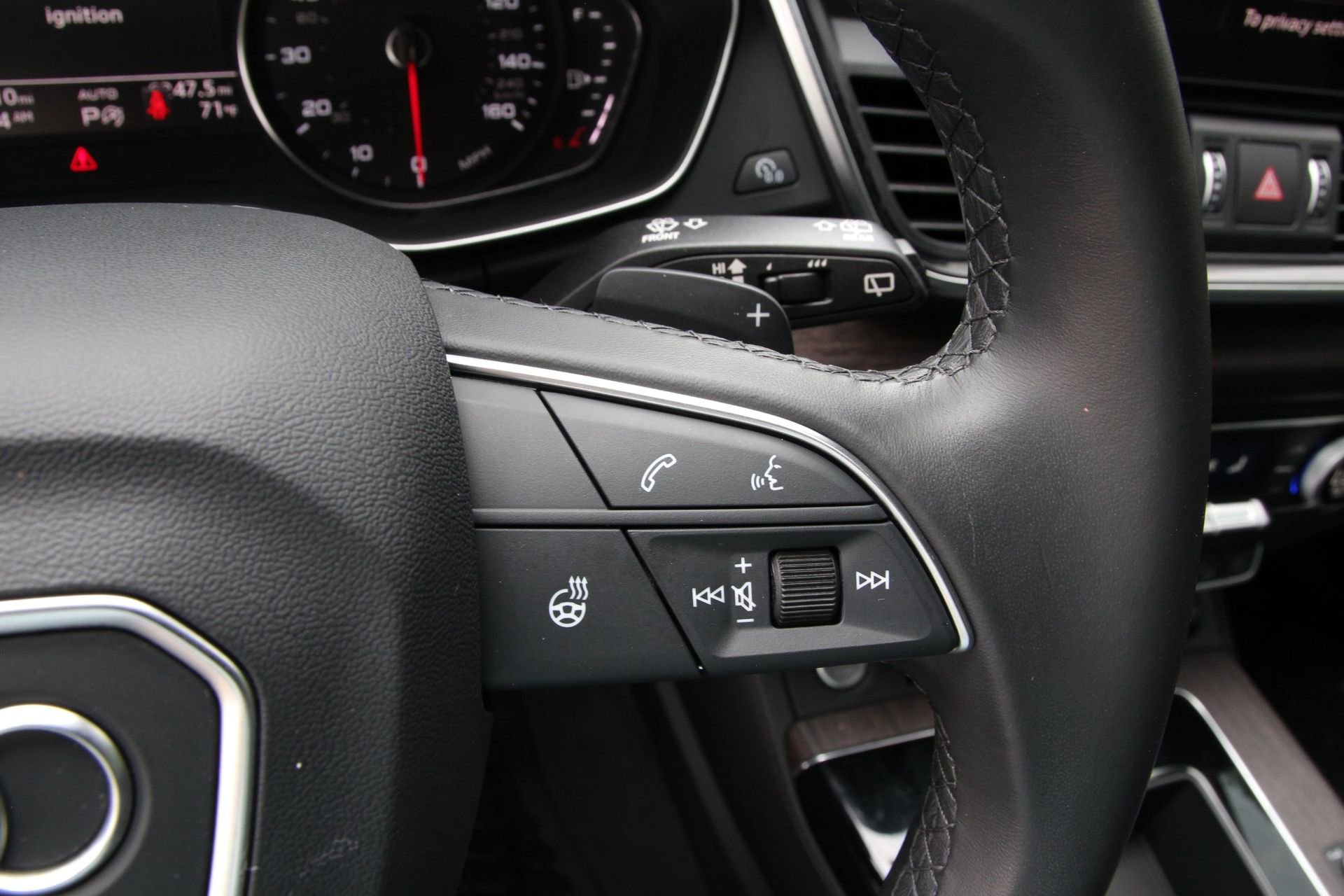 Used 2023 Audi Q5 2.0T Premium w/ Convenience Package image 19