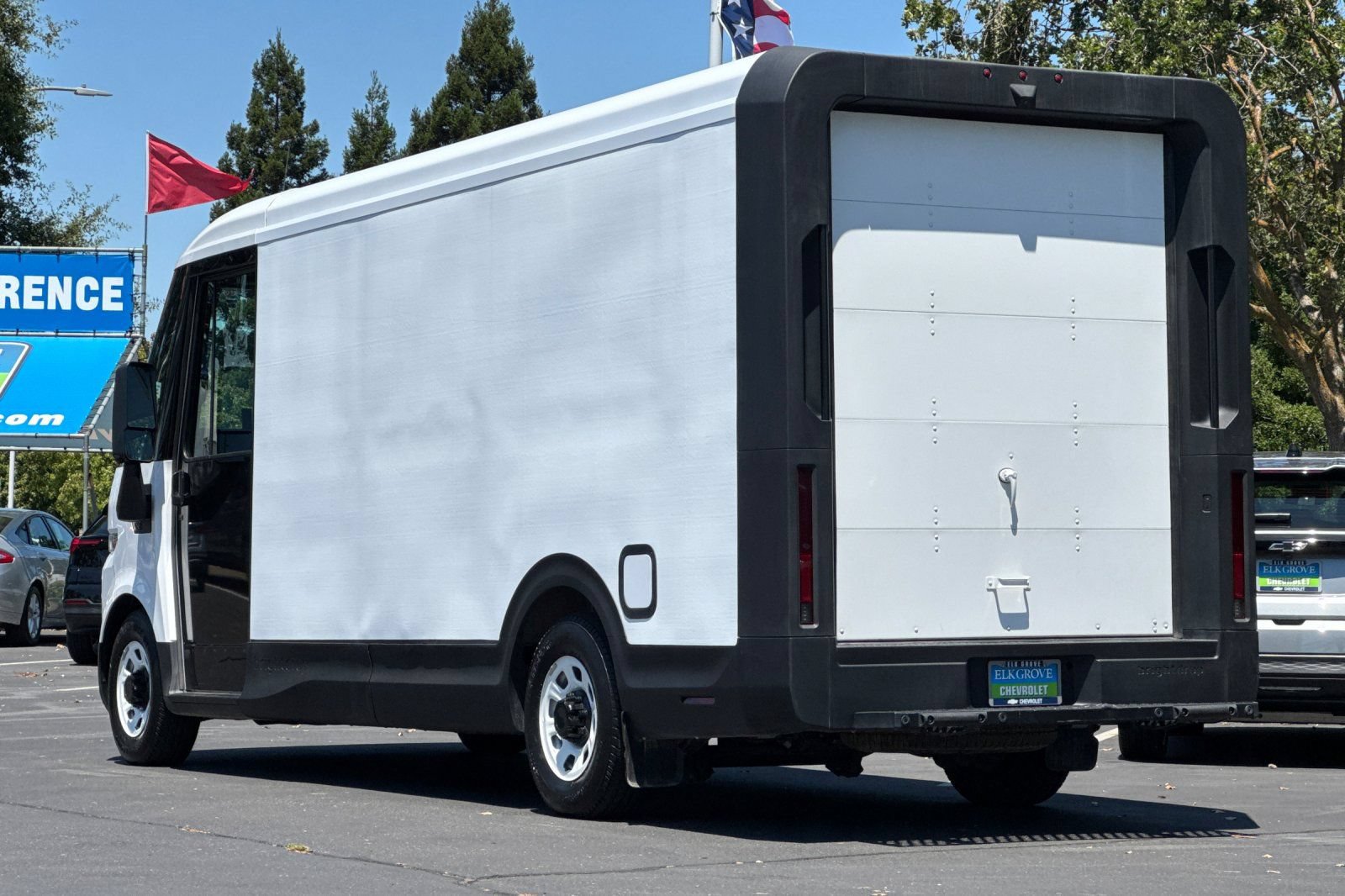 Used 2023 Chevrolet Brightdrop 600 w/ Active Safety Package 2 AWD/4WD image 5