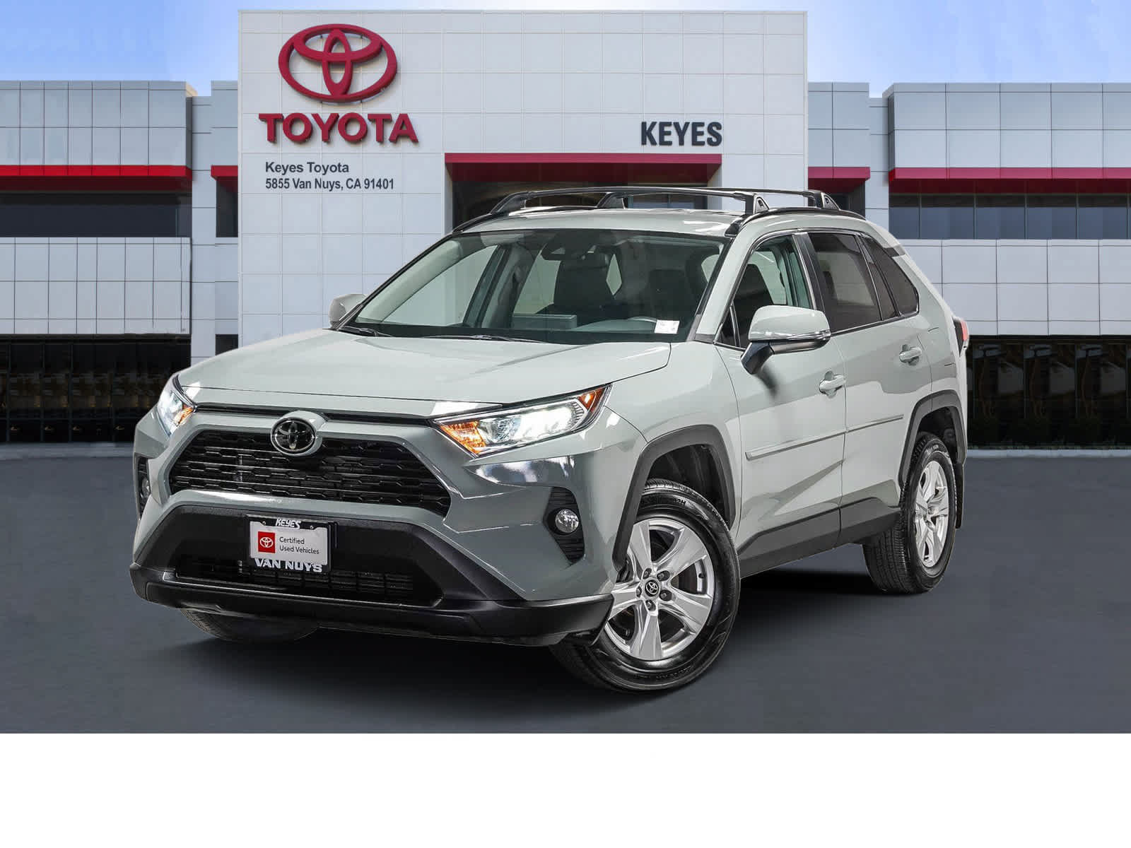 Certified 2021 Toyota RAV4 XLE FWD image 1