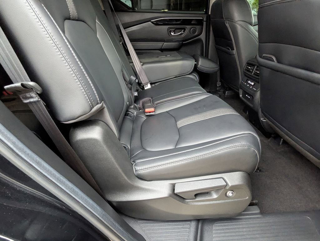 Used 2025 Honda Pilot EX-L image 22