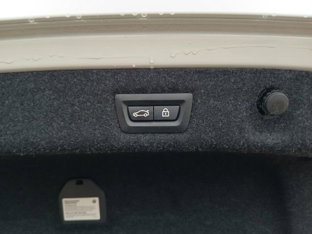 Used 2018 BMW 530i RWD image 10