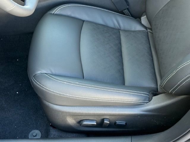 New 2025 Nissan Altima 2.5 SL AWD/4WD image 33