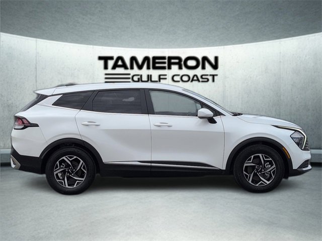 Used 2023 Kia Sportage LX image 7