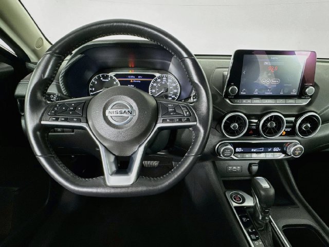 Used 2020 Nissan Sentra SV FWD image 10