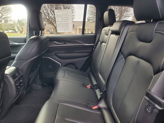 New 2026 Jeep Grand Cherokee Limited image 33