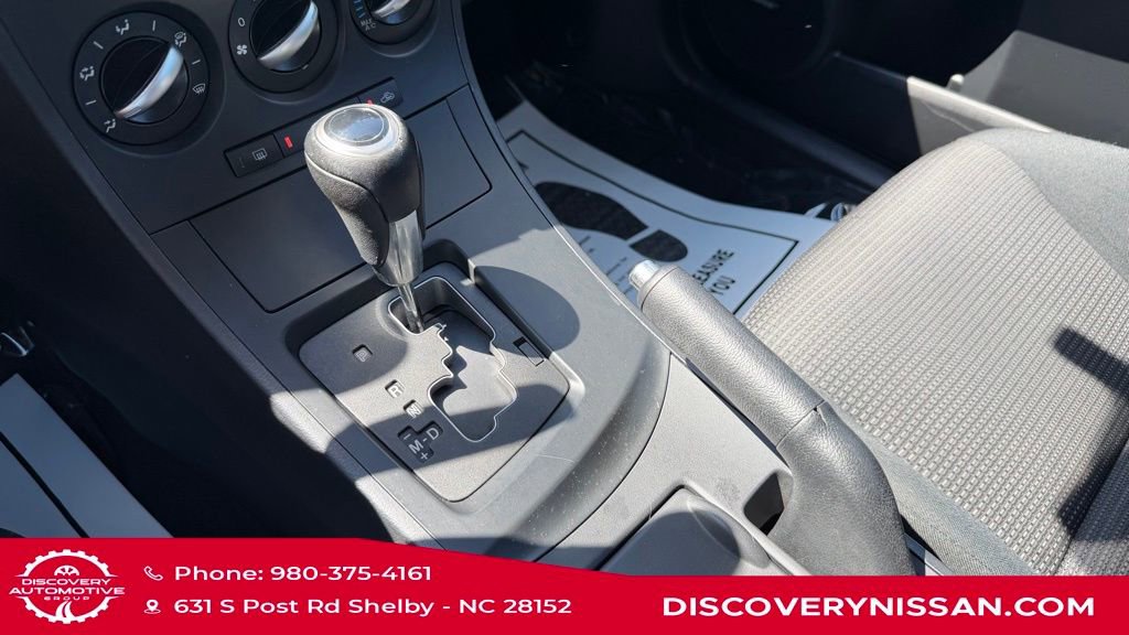 Used 2012 MAZDA MAZDA3 i Touring FWD image 18