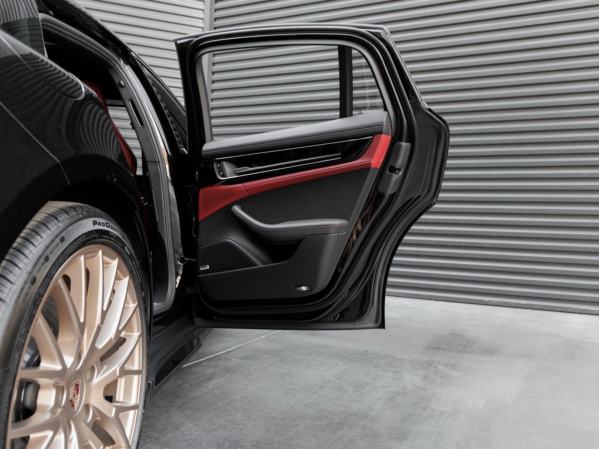 New 2026 Porsche Panamera 4S image 33