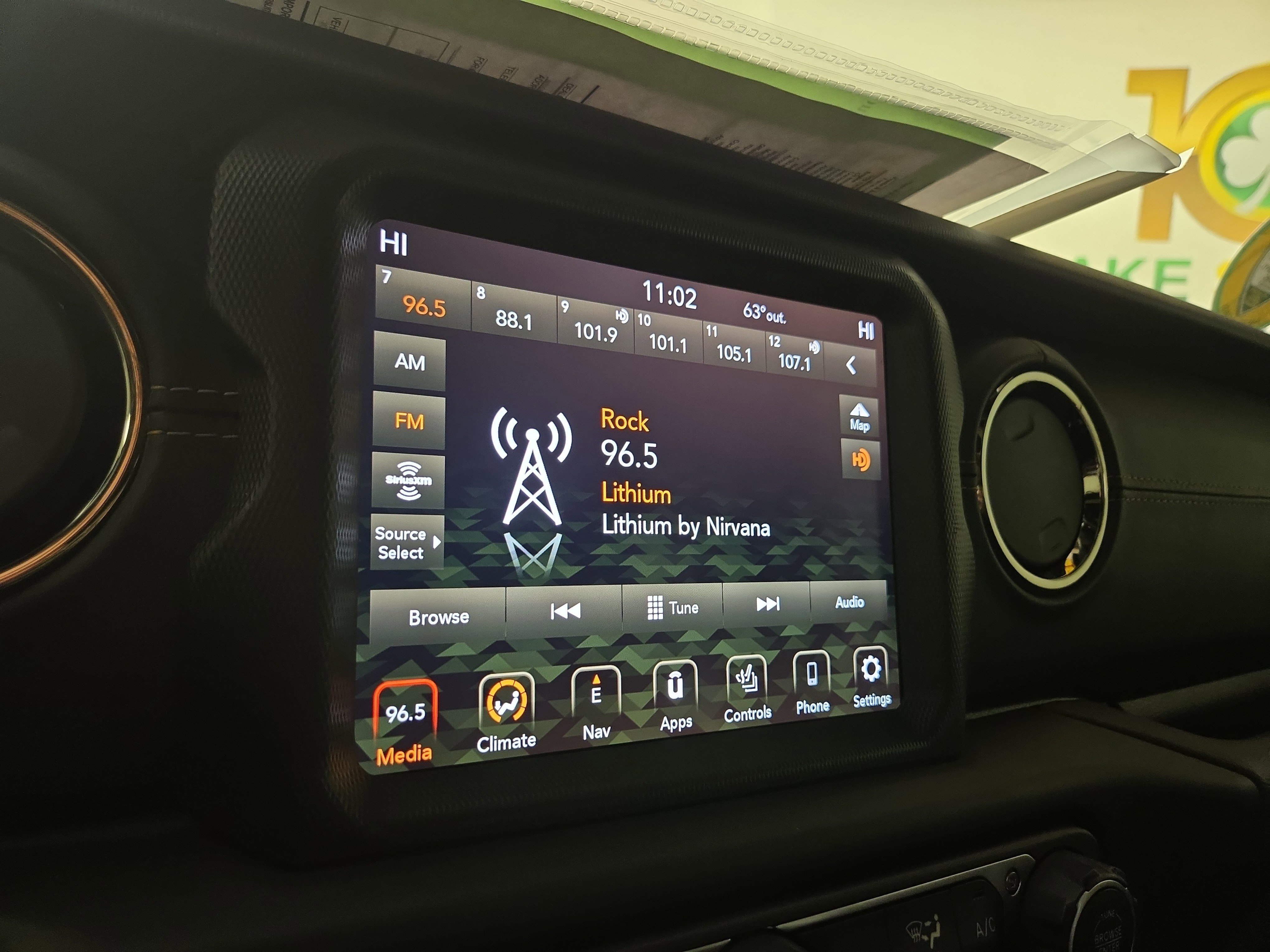 Used 2021 Jeep Wrangler Unlimited Sahara image 20