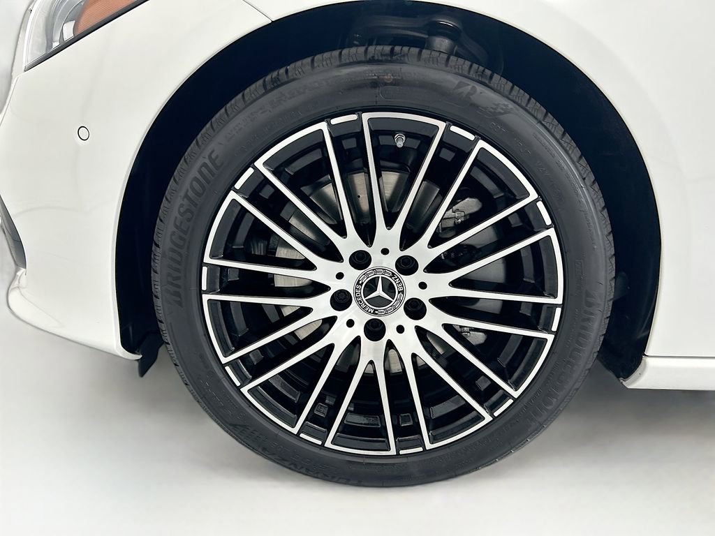 Certified 2026 Mercedes-Benz C 300 Sedan image 28