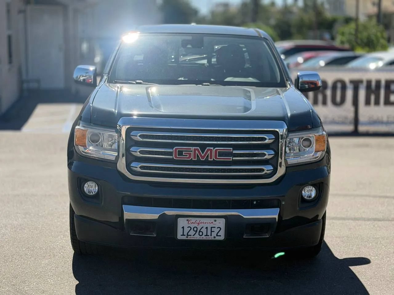 Used 2017 GMC Canyon SLT w/ Driver Alert Package AWD/4WD image 4