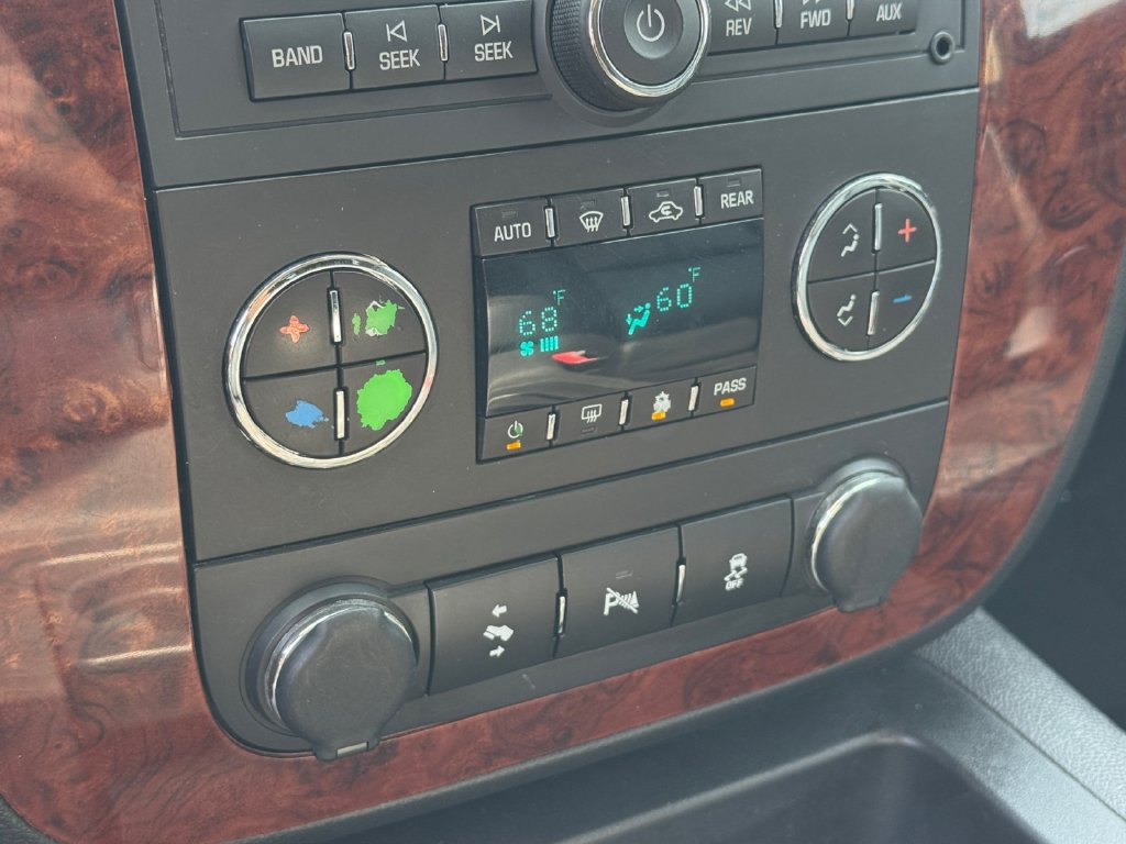 Used 2013 Chevrolet Tahoe LT AWD/4WD image 22