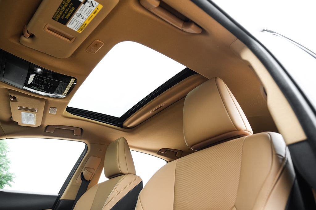 Used 2024 Lexus NX 350 AWD image 9