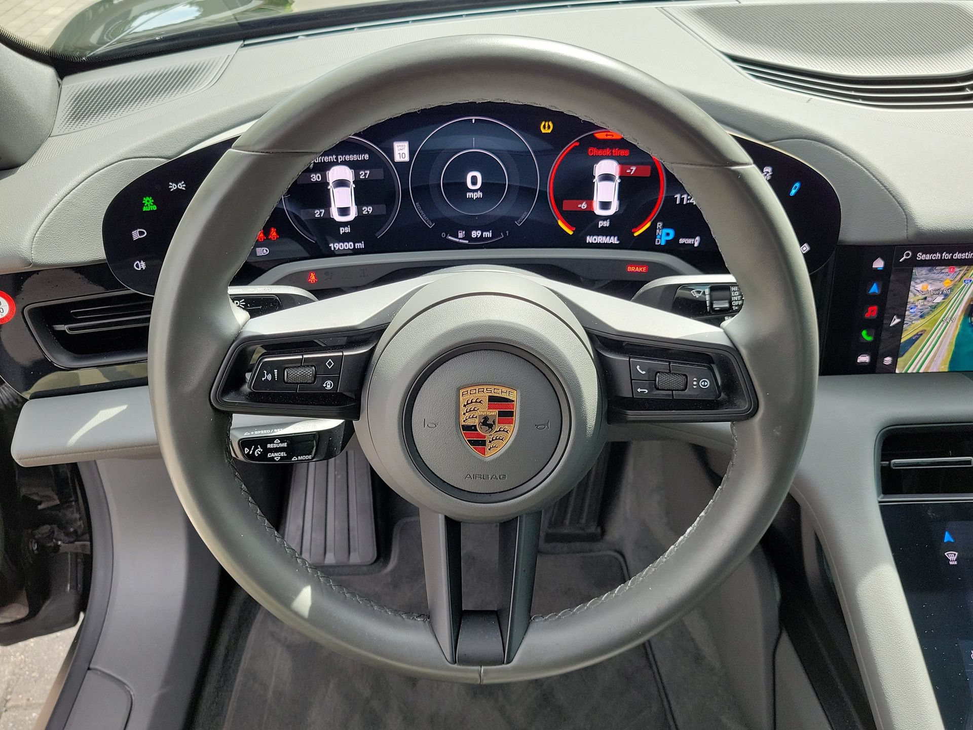Used 2024 Porsche Taycan RWD image 29