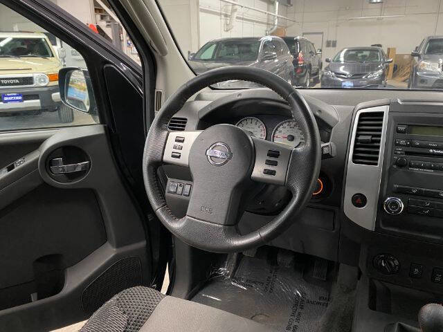 Used 2012 Nissan Xterra PRO-4X AWD/4WD image 18