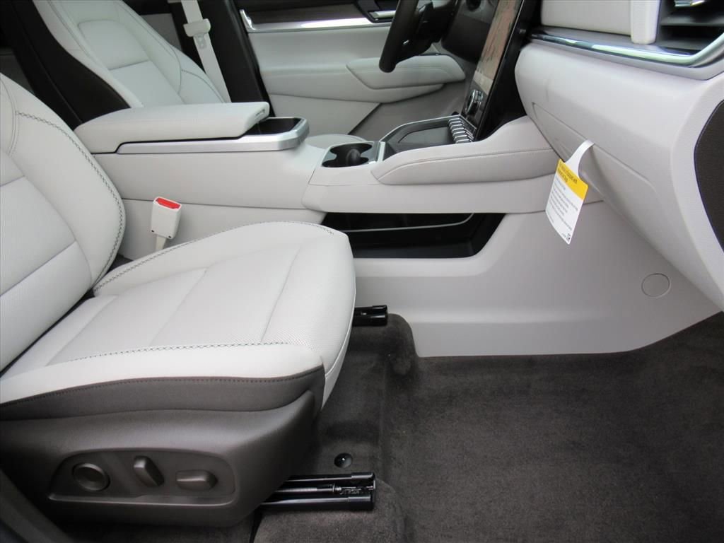 New 2026 GMC Terrain Denali image 9