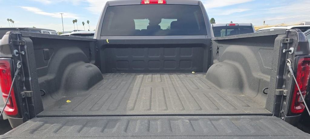 Used 2025 RAM 2500 Big Horn AWD/4WD image 10