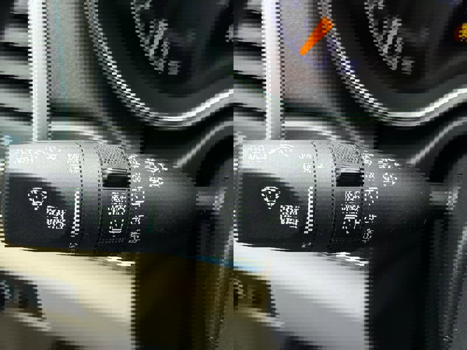 Used 2020 Jeep Grand Cherokee Limited image 28