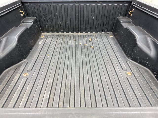 Used 2018 Toyota Tacoma SR w/ SR Convenience Package RWD image 16