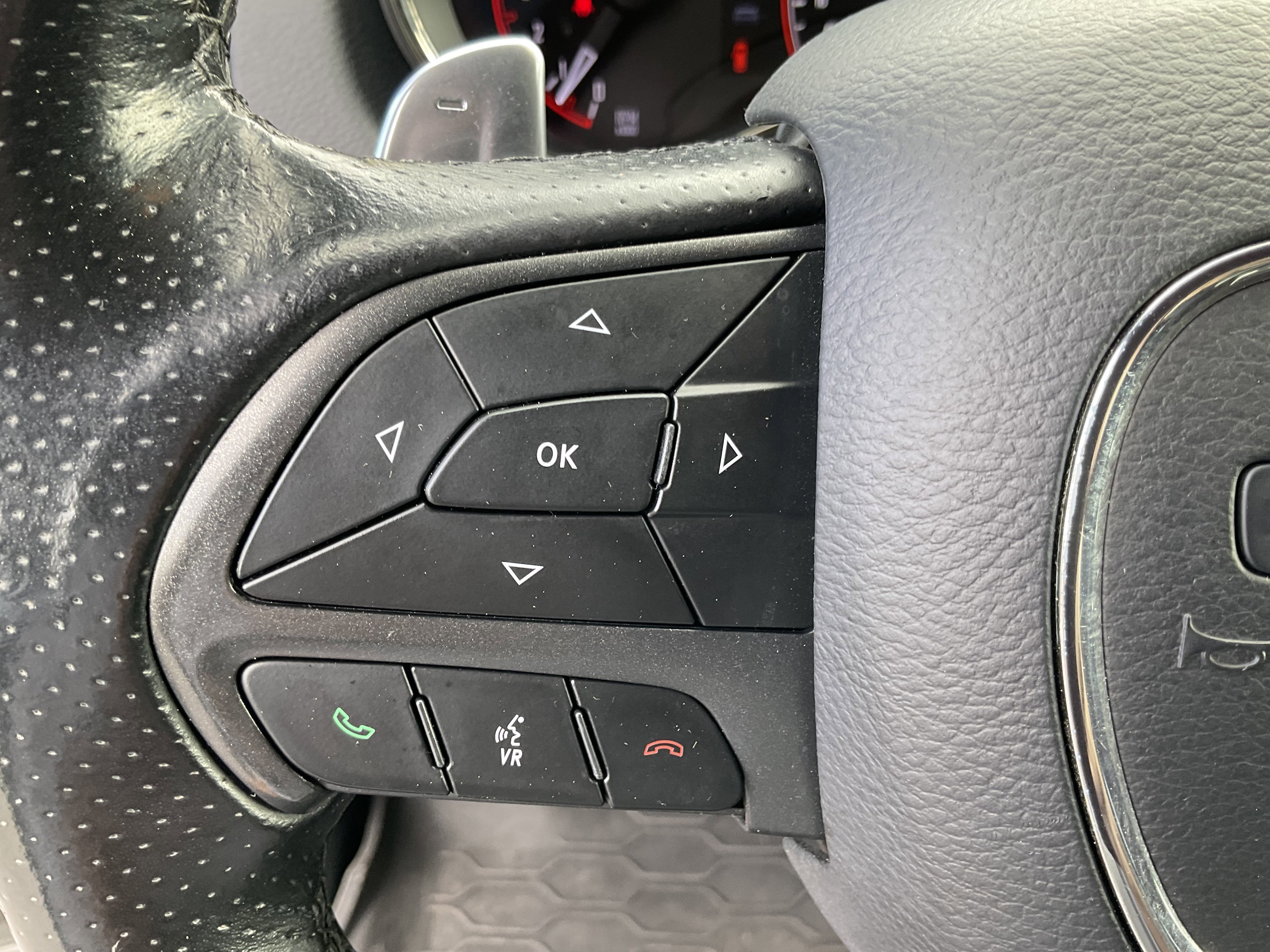 Used 2020 Dodge Durango GT w/ Blacktop Package image 32