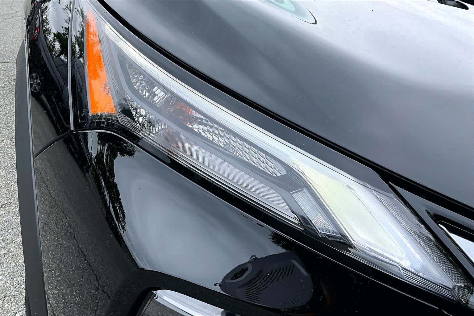 Used 2026 Nissan Rogue SL AWD/4WD image 28