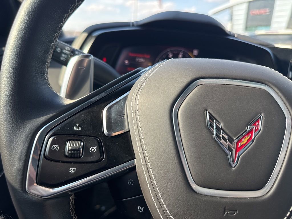 Used 2022 Chevrolet Corvette Stingray Premium Cpe w/ Z51 Performance Package image 13