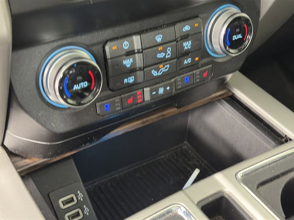 Used 2019 Ford F150 Lariat w/ Equipment Group 502A Luxury image 21