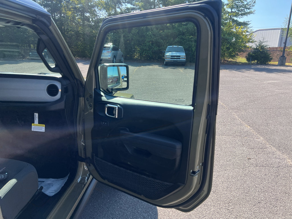 New 2025 Jeep Gladiator Willys image 19