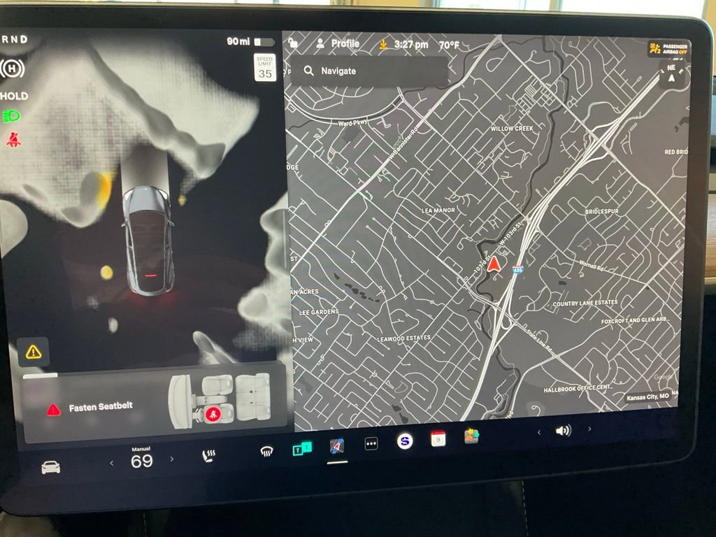 Used 2023 Tesla Model Y Long Range image 15