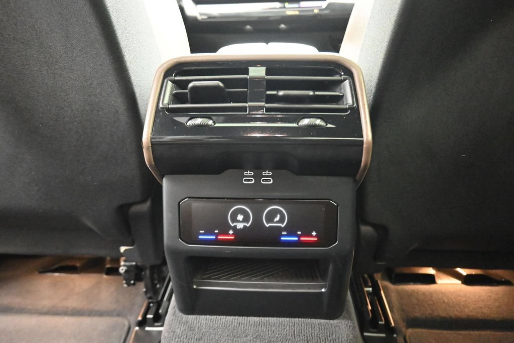 Used 2026 BMW 530i RWD image 42