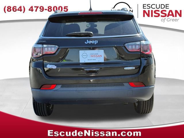 Used 2019 Jeep Compass Latitude FWD image 4