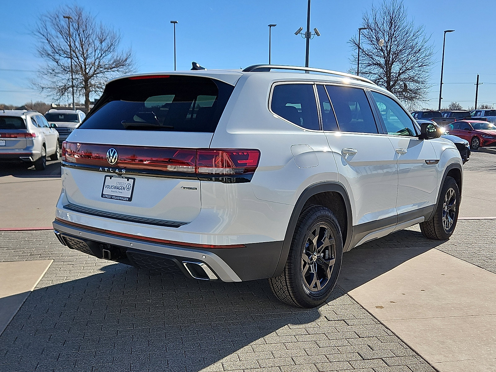New 2026 Volkswagen Atlas Peak Edition image 4