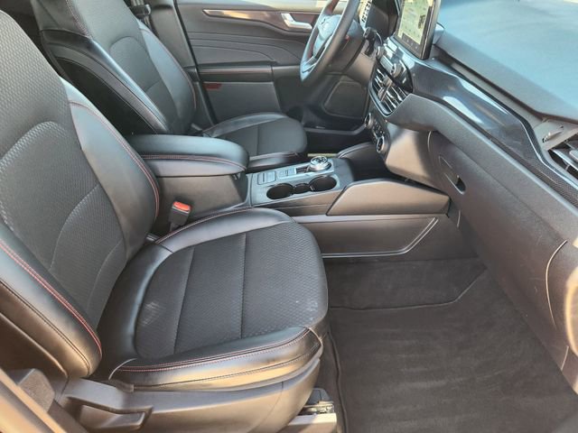 Used 2025 Ford Escape ST-Line AWD/4WD image 14