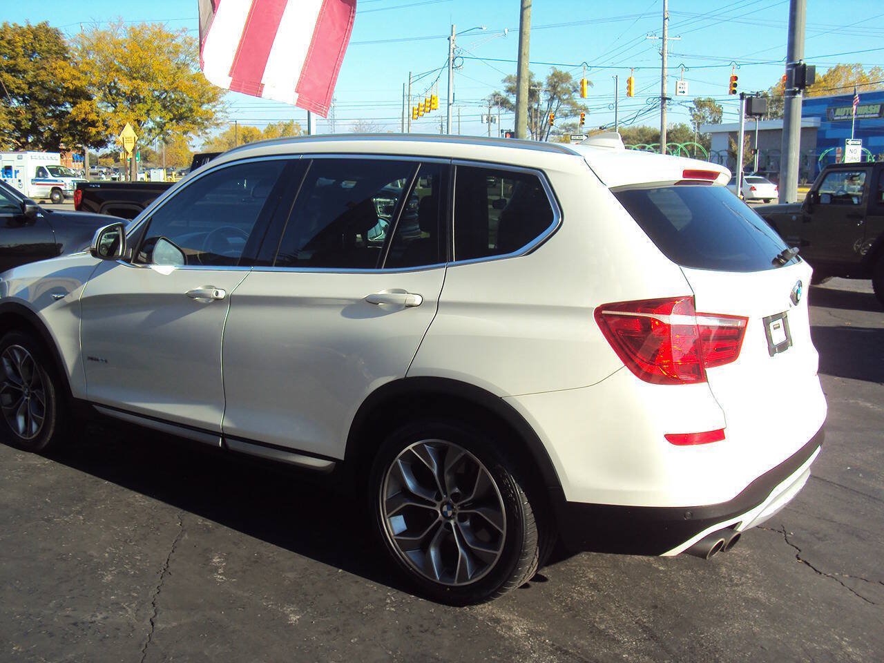Used 2016 BMW X3 xDrive28i AWD/4WD image 6