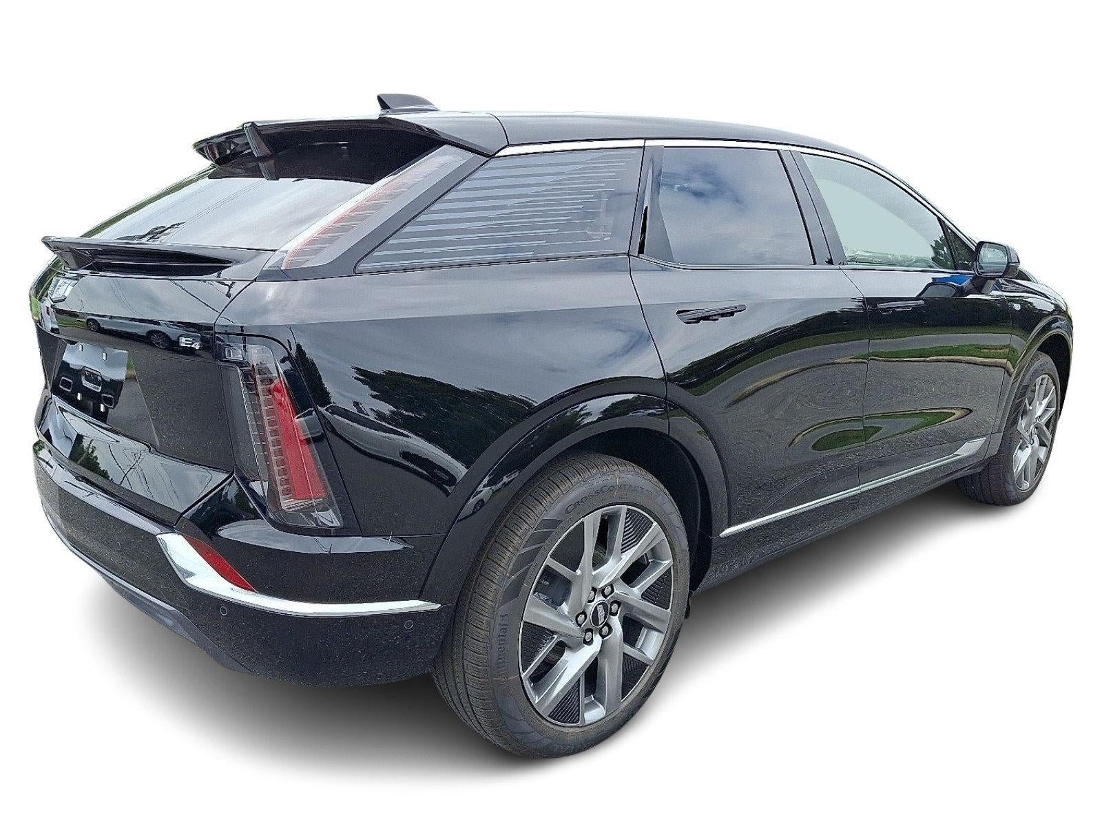 New 2027 Cadillac Optiq Premium Luxury w/ LPO, Floor Liner Package AWD/4WD image 5