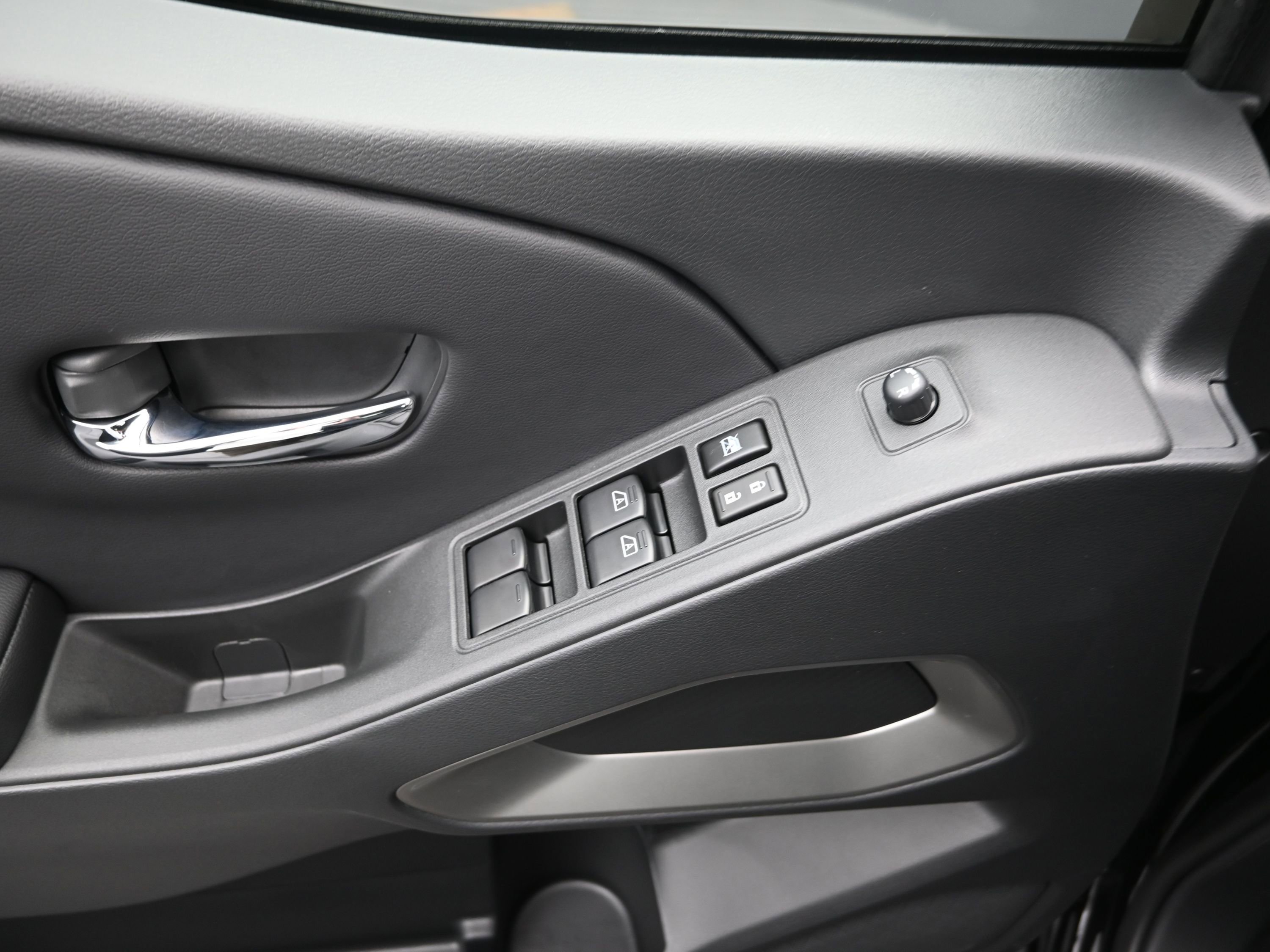 New 2026 Nissan Frontier SV w/ All-Weather Content Package image 11