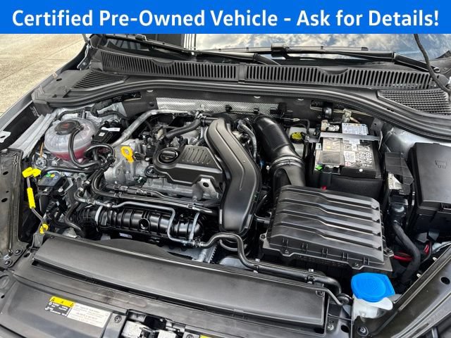 Used 2025 Volkswagen Jetta SEL FWD image 28