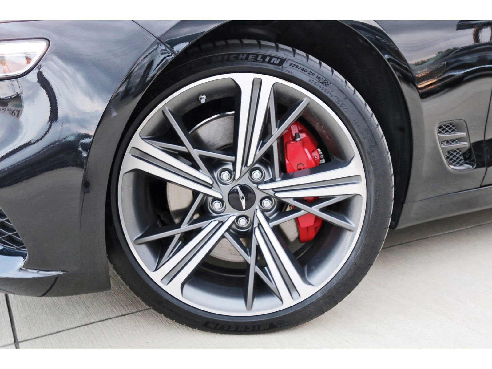 Used 2025 Genesis G70 3.3T Advanced w/ Sport Prestige Package image 33