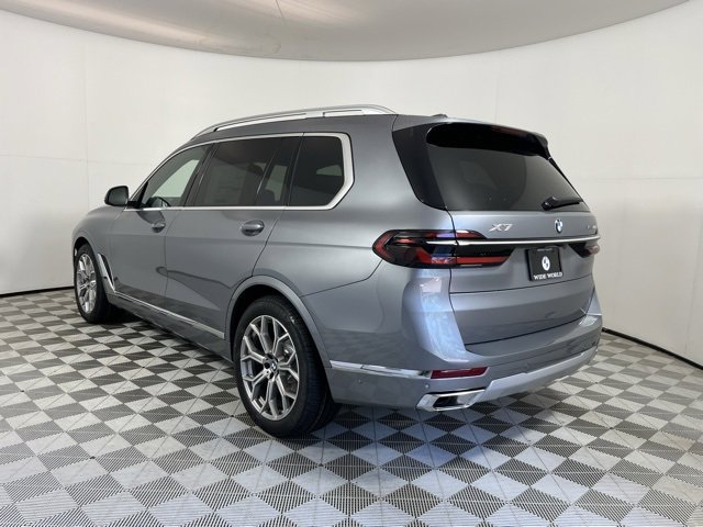 New 2026 BMW X7 xDrive40i w/ Premium Package image 5