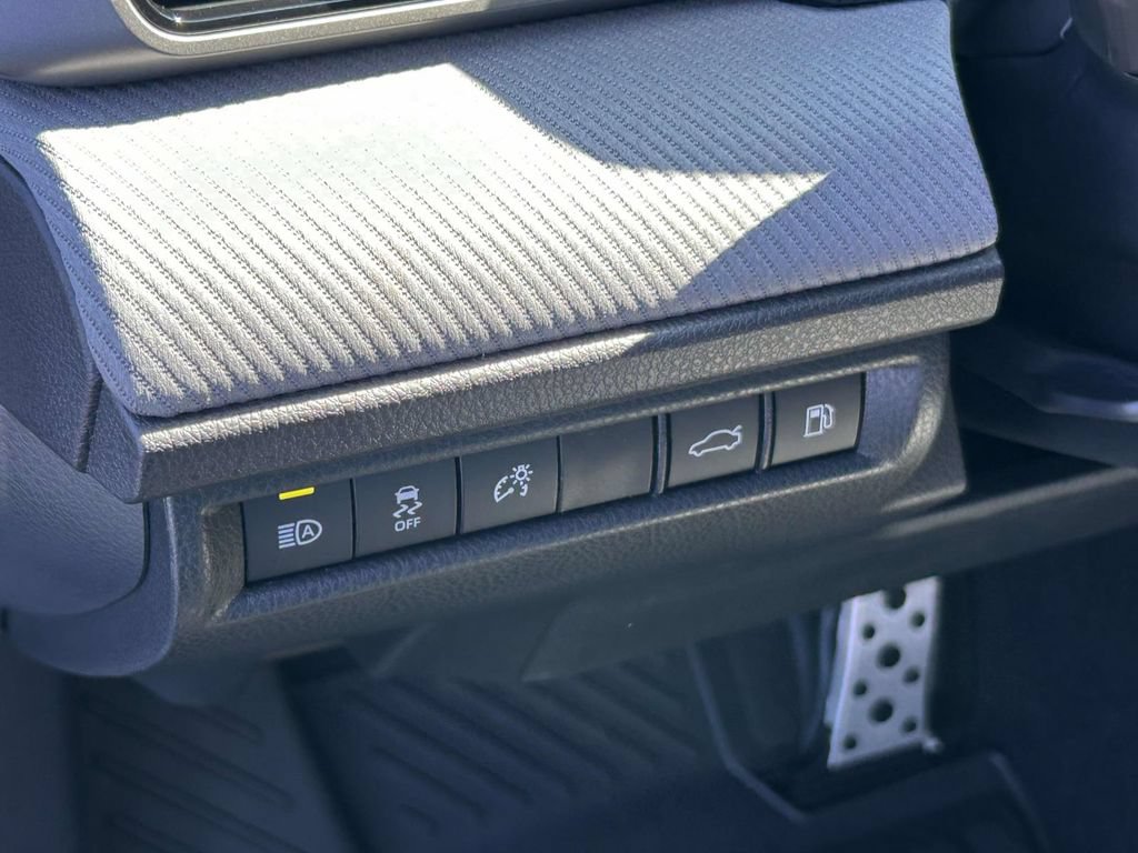 New 2026 Toyota Camry SE FWD image 17