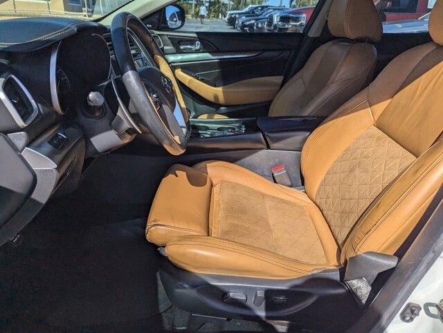Used 2018 Nissan Maxima SR image 10