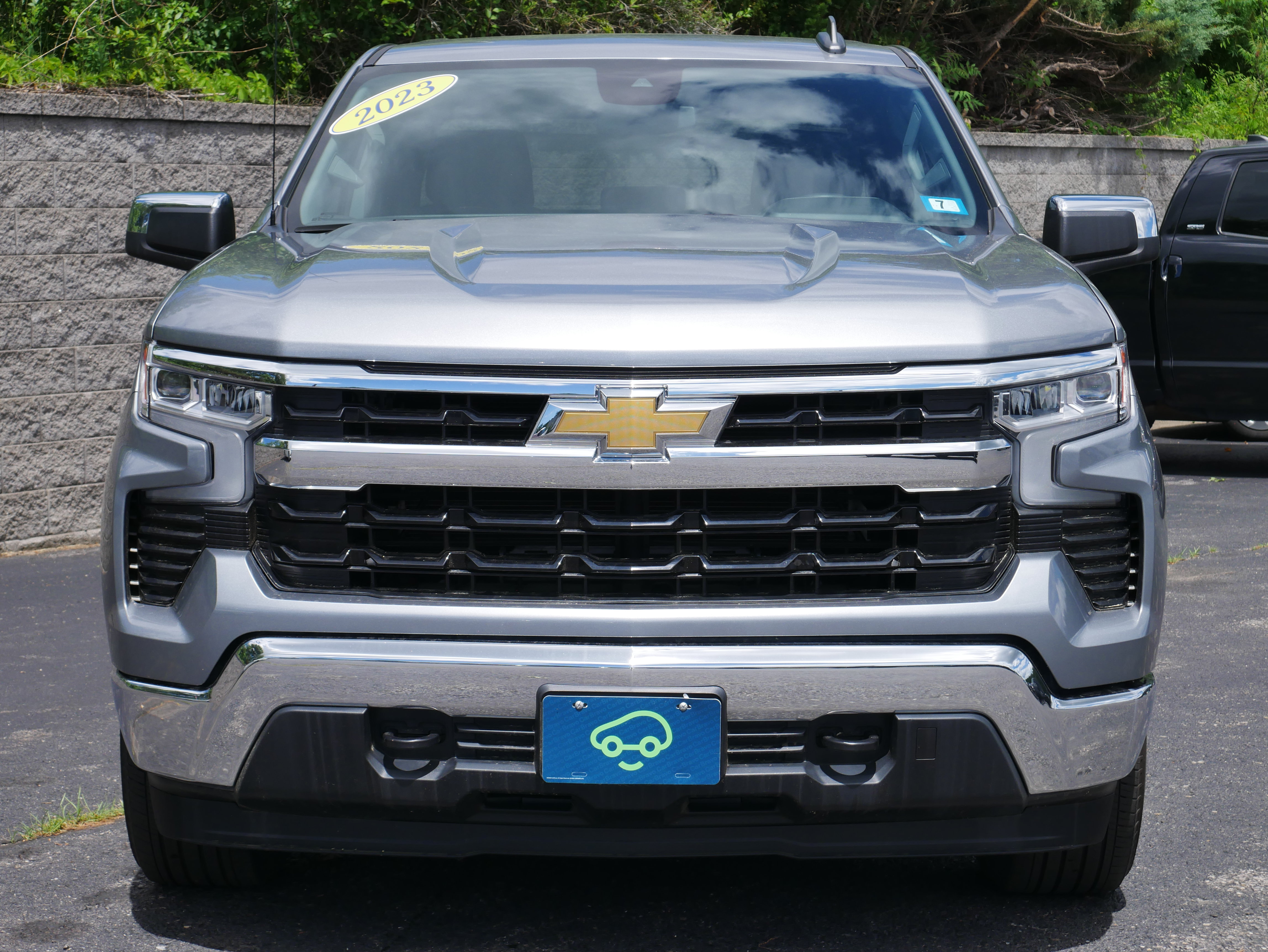 Certified 2023 Chevrolet Silverado 1500 LT AWD/4WD image 2
